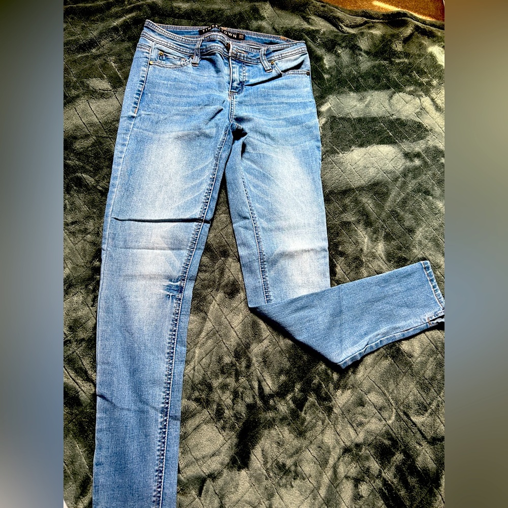 EUC Skinny jeans